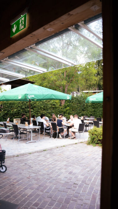 Gemütlicher Gastgarten